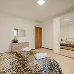 Unico Apartment 3A Alloggio Moderno A Venezia